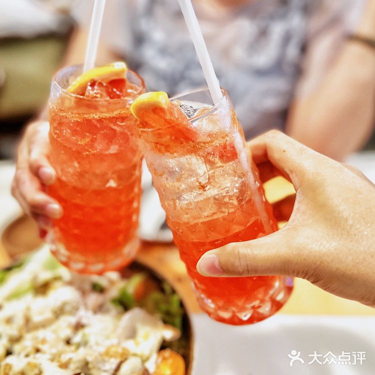 广州海珠区江边的宝藏西餐厅｜有氛围感的西餐厅