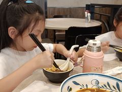 -康师傅私房牛肉面(马泉营奥莱店)