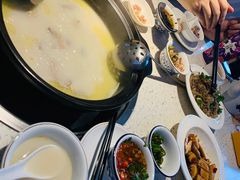 胡椒猪肚鸡-顺德公广东猪肚鸡·煲仔饭(白石洲店)