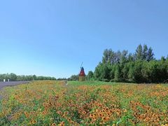 -北纬44度·金珠花海休闲农业旅游景区