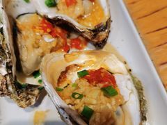 烤湛江生蚝-木屋烧烤(岗顶二店)