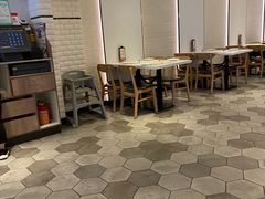 大堂-必胜客(大宁路店)