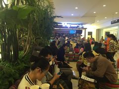 等位区-大头椰·椰子鸡火锅(南宁万象城店)