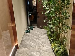 -高玛纳驴肉火烧(一世界店)