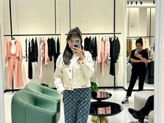 -枫叶小镇奥特莱斯