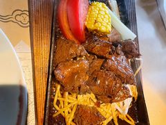 铁锄牛排-穹六人间 people 6(岳阳路店)