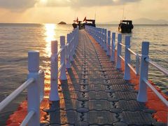 -那琴半岛地质海洋公园