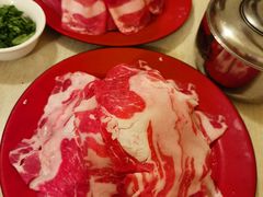 -洞庭洲·防空洞火锅·烧烤·铜锅涮肉(新百广场店)