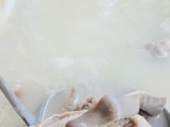 -三人行骨头王火锅(长寿店)
