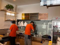 -佬钱湾仔(衣裳街店)