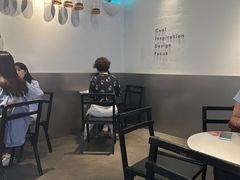 -喜茶(上海打浦桥日月光gelato lab+店)