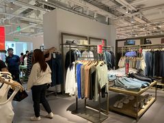 -URBAN REVIVO(北京斯普瑞斯奥特莱斯店)