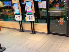 门面-麦当劳(容桂客运站得来速店)