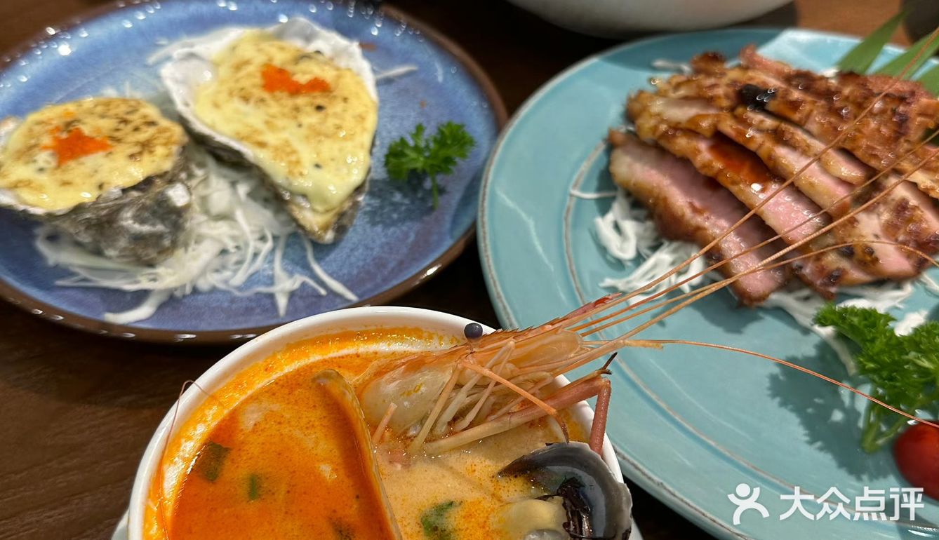 🔥打工人救命外卖！20元猪颈肉惊现整只小青