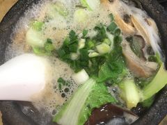 -丽华叶儿粑总汇