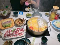 -椰子湾·海南火锅·糟粕醋·椰子鸡(正大广场店)