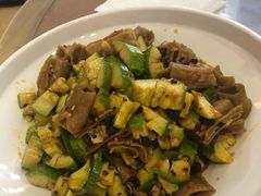 -燕春饭店(公园里店)