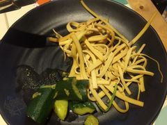 -南城十里潮汕鲜牛火锅·鲜虾生滚粥(融汇老商埠店)