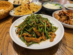 豆角丝炒肉-娄三少春饼·烤鸭(合生汇购物中心店)