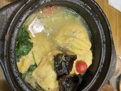 -三鞭一花·独一处·元英砂锅(海光寺店)