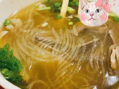 牛肉粉丝汤-鑫震源·苏式大虾生煎(山塘街店)