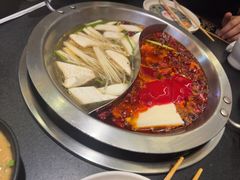 -沸炉重庆老火锅(军事博物馆店)