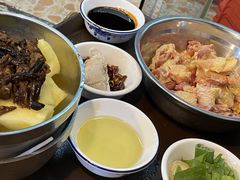 -炮爷东北铁锅炖(棠安路店)