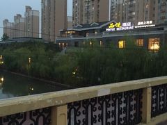-品悦酒店(三林古镇店)