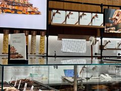 -Laderach 莱德拉(上海环贸iapm店)