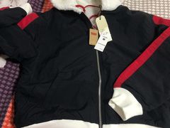 -斯普瑞斯奥特莱斯