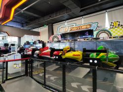 -嗨翻Hi-Fun竞技主题乐园·蹦床团建生日聚会(五棵松华熙店)