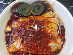 -何老二卤汁凉粉