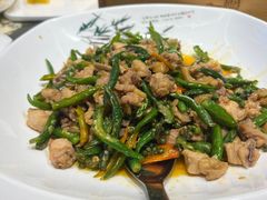 -蔼若春.传承三十年云南菜(金碧公园店)