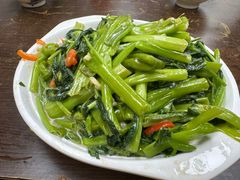 -兴记菜馆