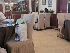 -喜乐餐厅•灯笼虾球首创者•本地小海鲜(二马路店)