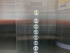 -浦东机场p4停车场
