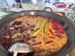 -黄潇洒老火锅(九眼桥宏济巷店)