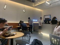 大堂-HELLO 27 意面·沙拉·帕尼尼