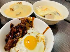 猪颈肉芝士捞公仔面-新记餐厅(香槟大厦店)