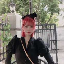 -BULB STUDIO 巴柏明星发型工作室