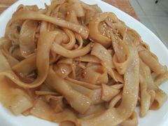 -广东小美食(果戈里大街店)