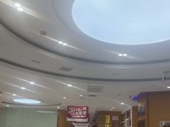 -雅悦齿科(顾村公园店)