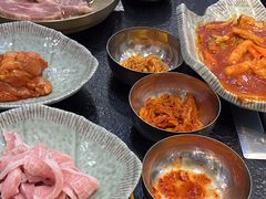-臻牛烤肉