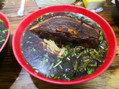 -小龙大肉面馆