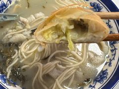 -明呈黄鱼面馆(斜土路店)