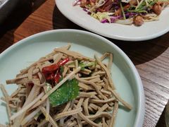 -管氏翅吧(护国寺店)