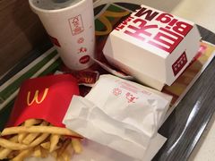 -麦当劳(城西银泰店)