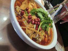 -川流不息·地道川菜·小龙虾(松东路店)