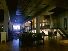 -三两三民谣咖啡清吧