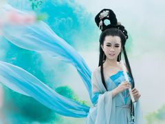 -九月鹰飞汉服摄影工作室